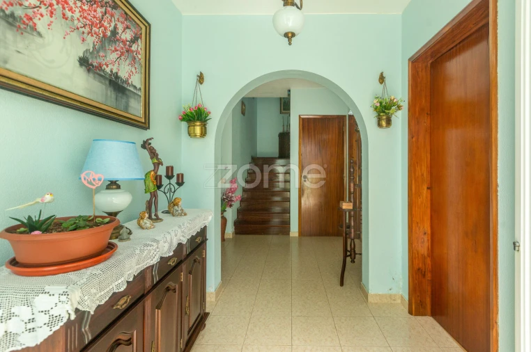 Moradia T4 para Venda em Fajã de Baixo Foto 8