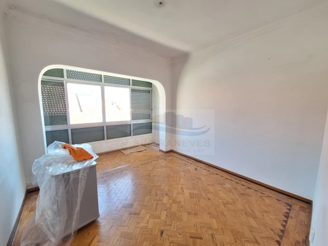 Apartamento T2 para Venda em Falagueira-Venda Nova Foto 9