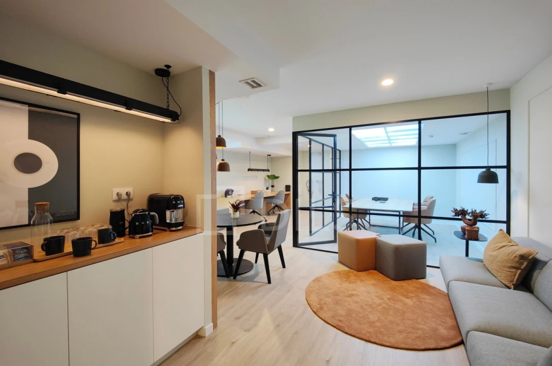 Apartamento T2 para Venda em Campolide Foto 28