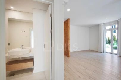 Apartamento T2 para Venda em Campolide