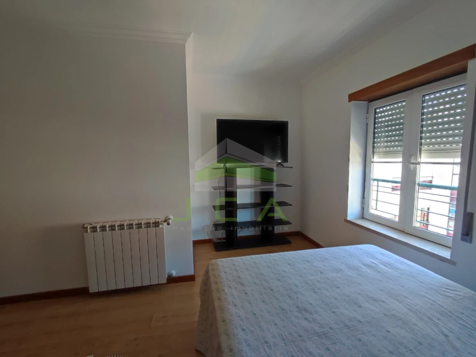 Apartamento T3 para Arrendamento em Marrazes e Barosa Foto 9