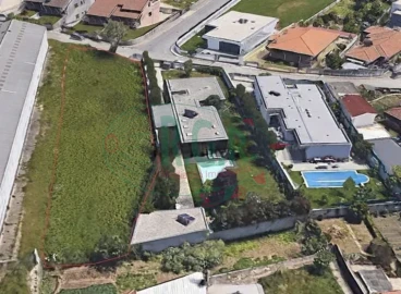 Terreno para Venda em Fânzeres e São Pedro da Cova