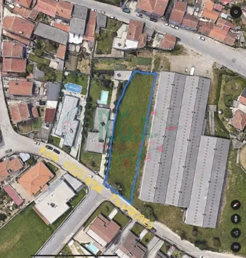 Terreno para Venda em Fânzeres e São Pedro da Cova