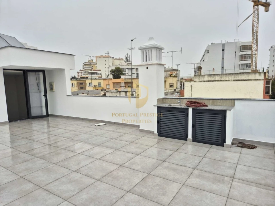 Moradia T3 para Venda em Faro (Sé e São Pedro) Foto 23