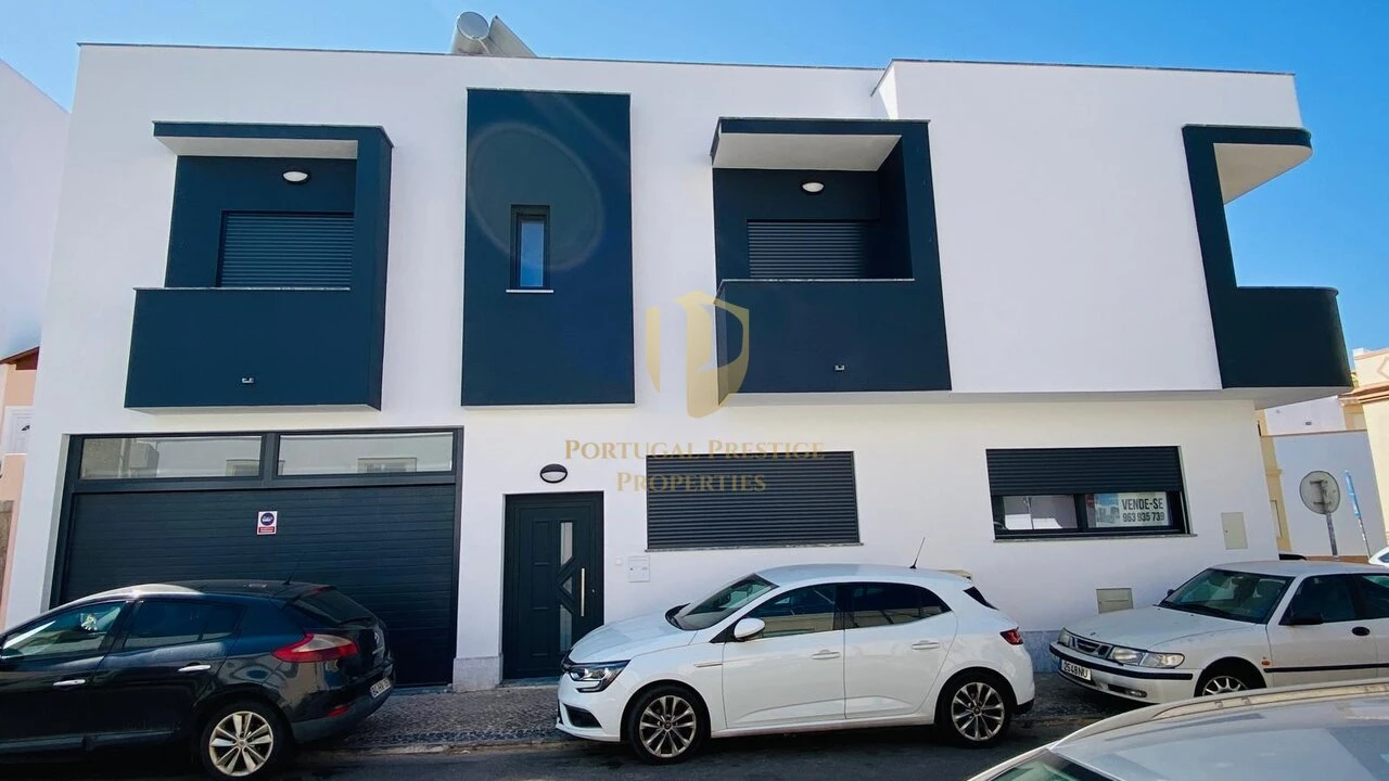 Moradia T3 para Venda em Faro (Sé e São Pedro) Foto 27