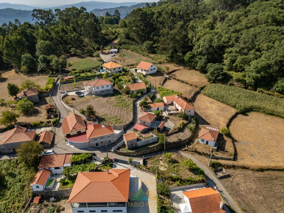 Moradia T2 para Venda em Senharei Foto 29