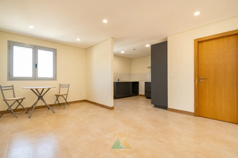 Moradia T2 para Venda em Senharei Foto 18