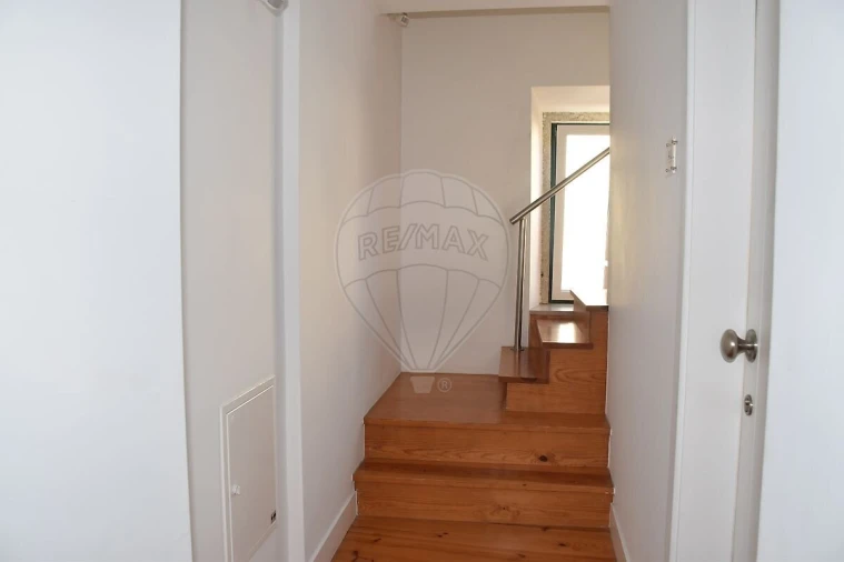 Apartamento T1 para Venda em Sesimbra (Santiago) Foto 18