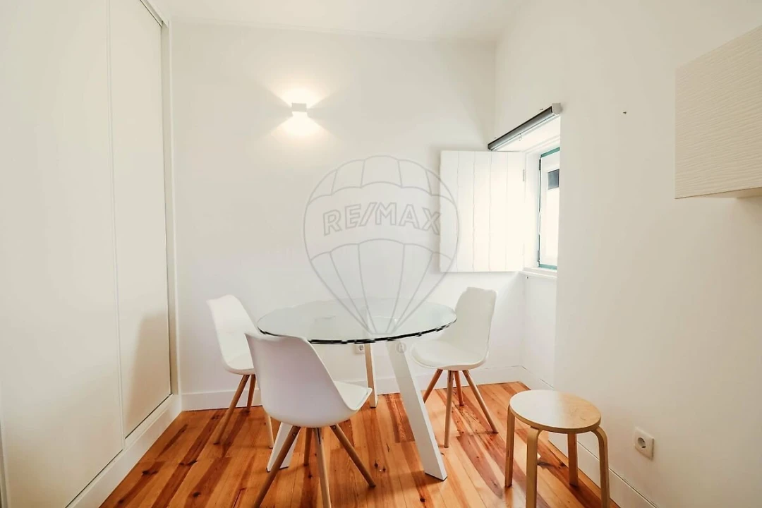 Apartamento T1 para Venda em Sesimbra (Santiago) Foto 7