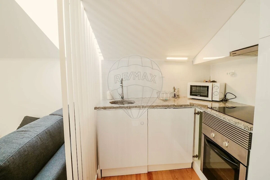Apartamento T1 para Venda em Sesimbra (Santiago) Foto 9