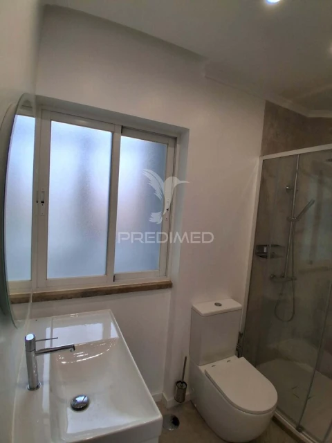 Apartamento T3 para Venda em Almada, Cova da Piedade, Pragal e Cacilhas