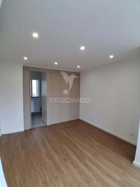 Apartamento T3 para Venda em Almada, Cova da Piedade, Pragal e Cacilhas