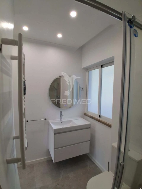 Apartamento T3 para Venda em Almada, Cova da Piedade, Pragal e Cacilhas