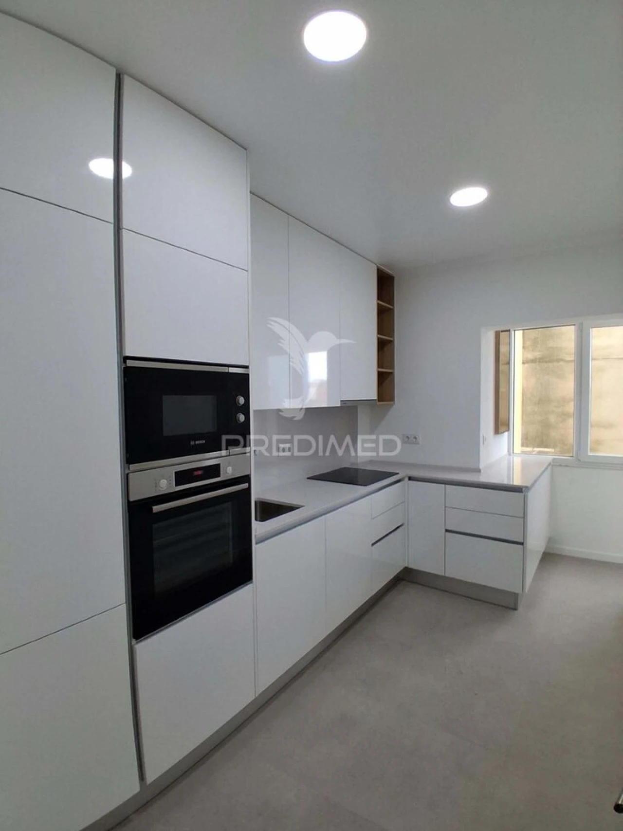 Apartamento T3 para Venda em Almada, Cova da Piedade, Pragal e Cacilhas Foto 1