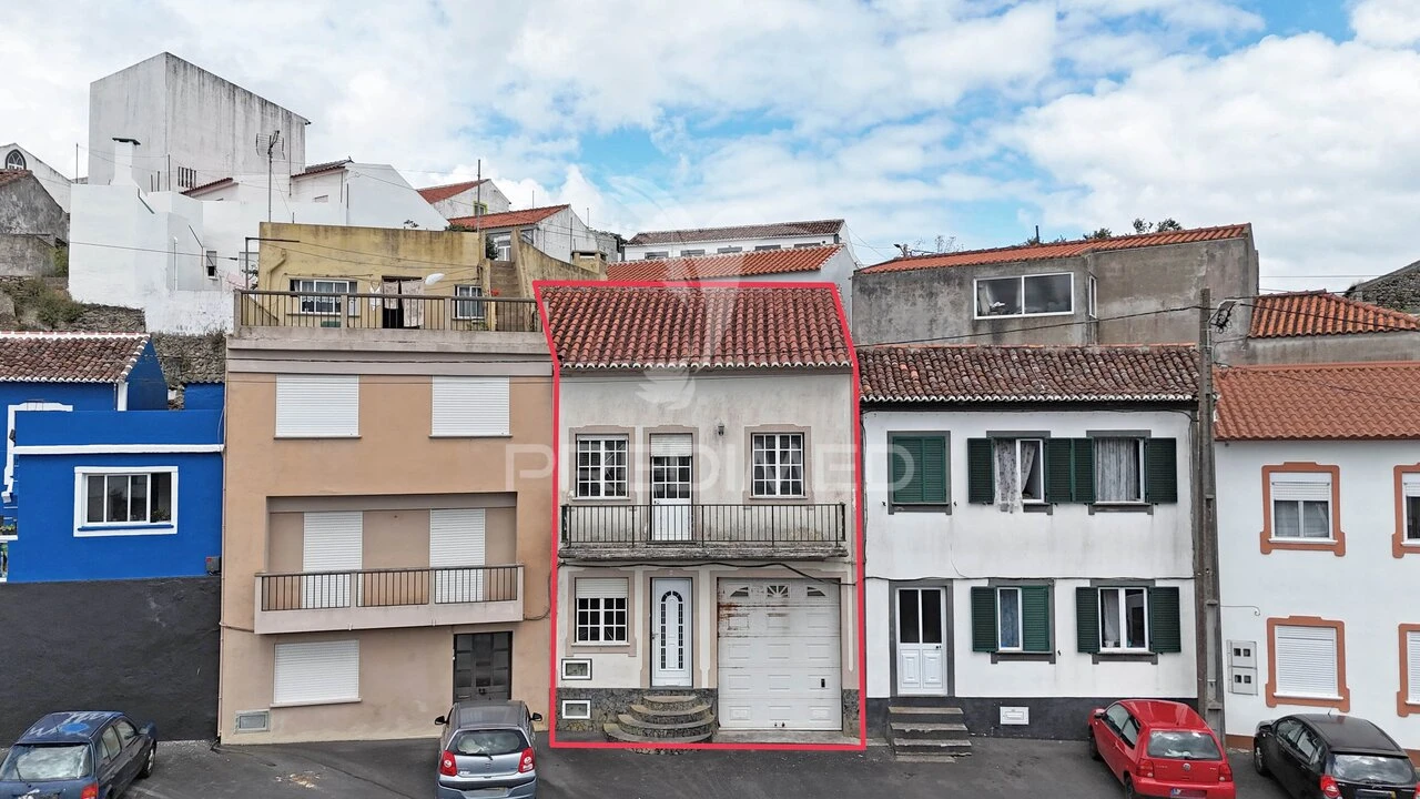 Moradia T3 para Venda em Ribeirinha Foto 21