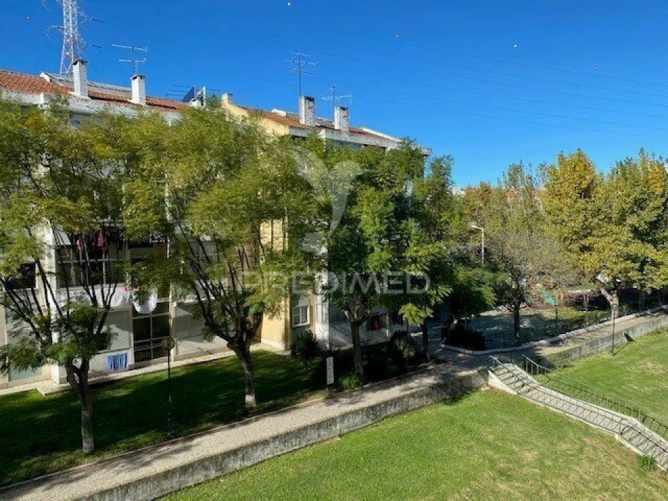 Apartamento T2 para Venda em Santa Iria de Azoia, São João da Talha e Bobadela Foto 20