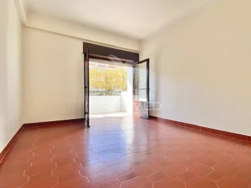 Apartamento T2 para Venda em Santa Iria de Azoia, São João da Talha e Bobadela