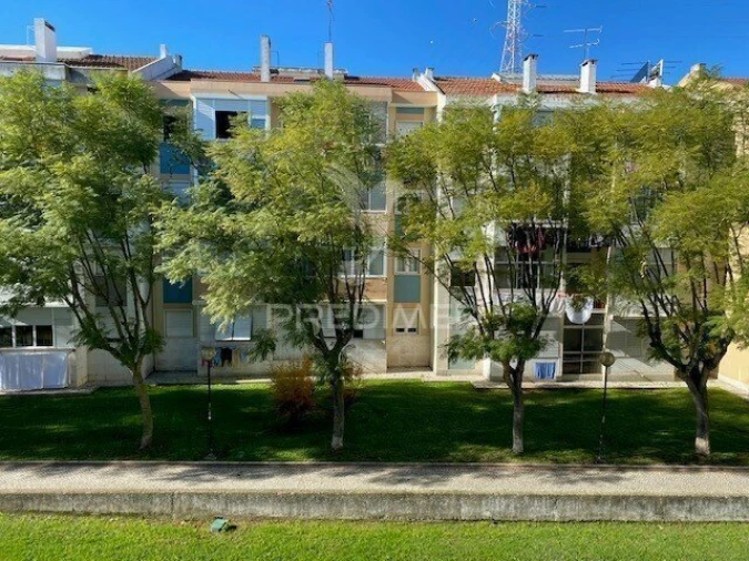 Apartamento T2 para Venda em Santa Iria de Azoia, São João da Talha e Bobadela Foto 21