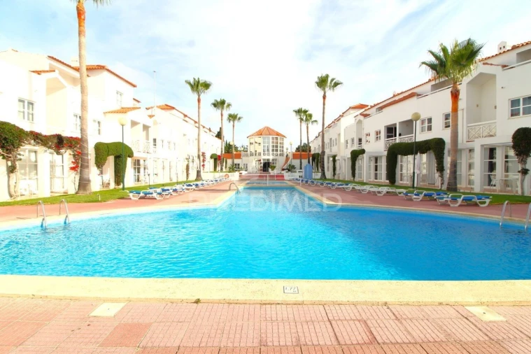 Apartamento T0 para Venda em Albufeira e Olhos de Água Foto 17