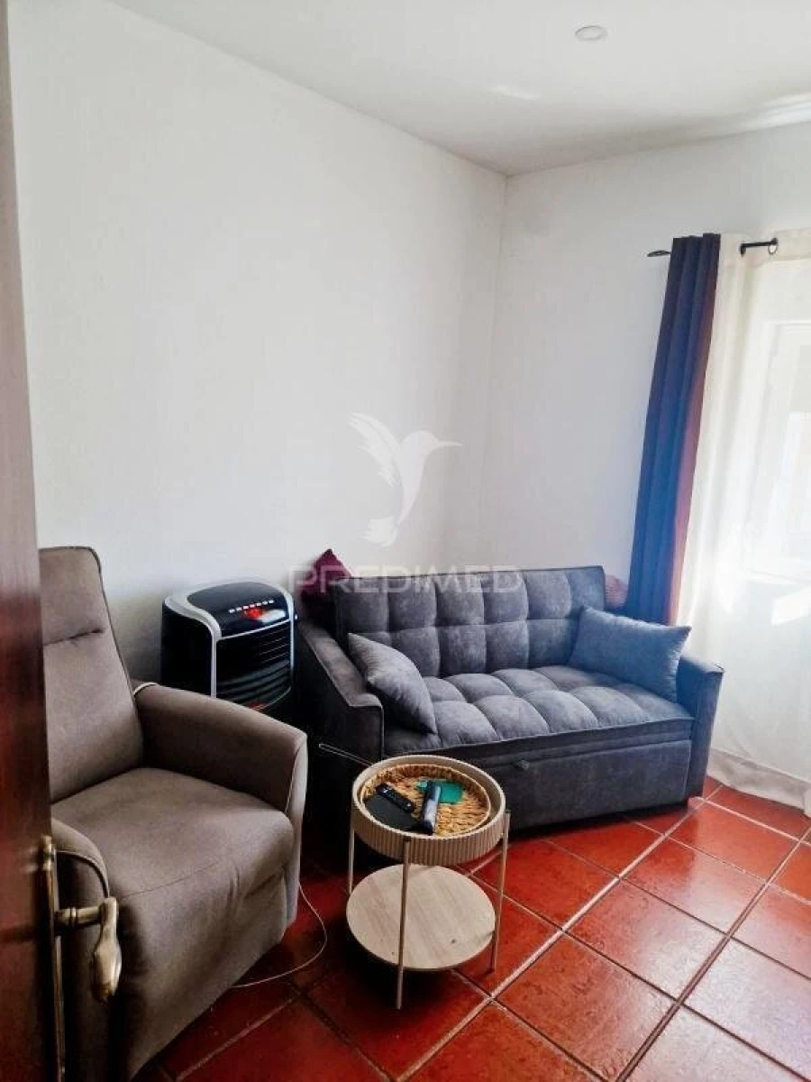 Moradia T1 para Venda em Nossa Senhora da Tourega e Nossa Senhora de Guadalupe Foto 10