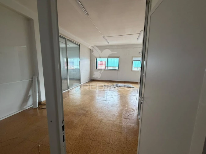 Escritório para Arrendamento em Matosinhos e Leça da Palmeira Foto 7