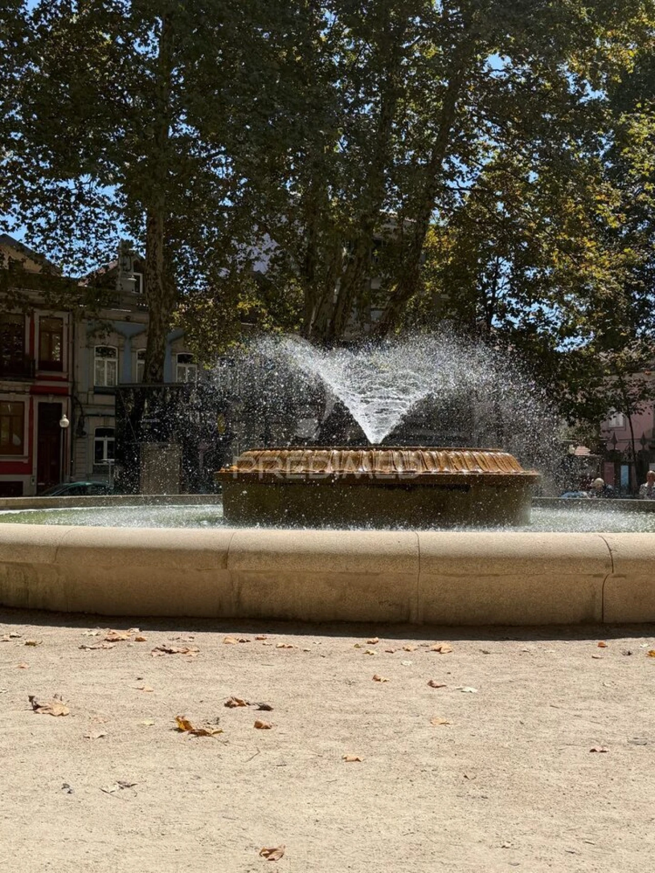 Prédio para Venda em Campanhã Foto 2