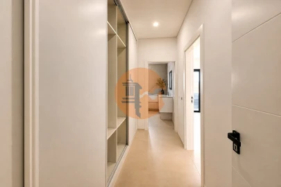 Moradia T3 para Venda em Faro (Sé e São Pedro)
