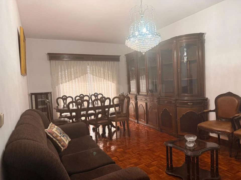 Apartamento T3 para Venda em Antas e Abade de Vermoim Foto 4