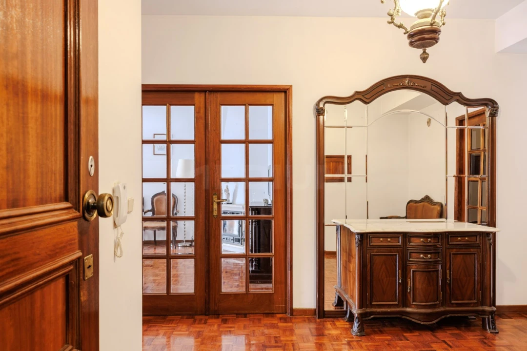 Apartamento T3 para Venda em Antas e Abade de Vermoim Foto 6