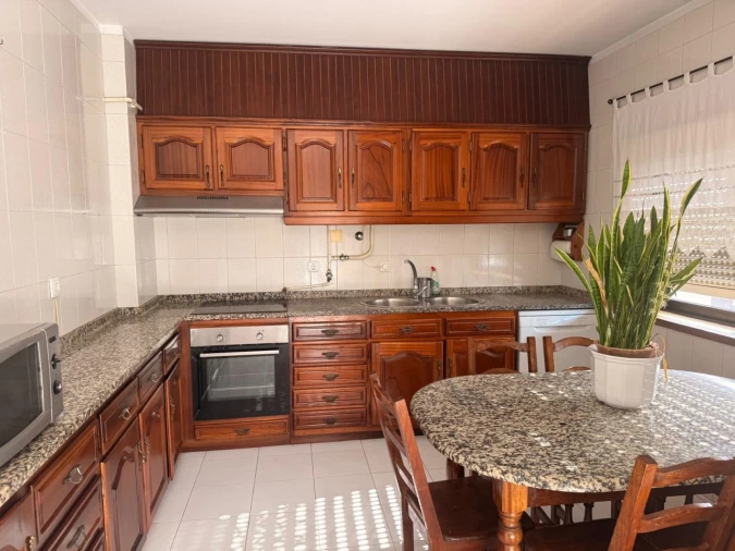 Apartamento T3 para Venda em Antas e Abade de Vermoim Foto 7