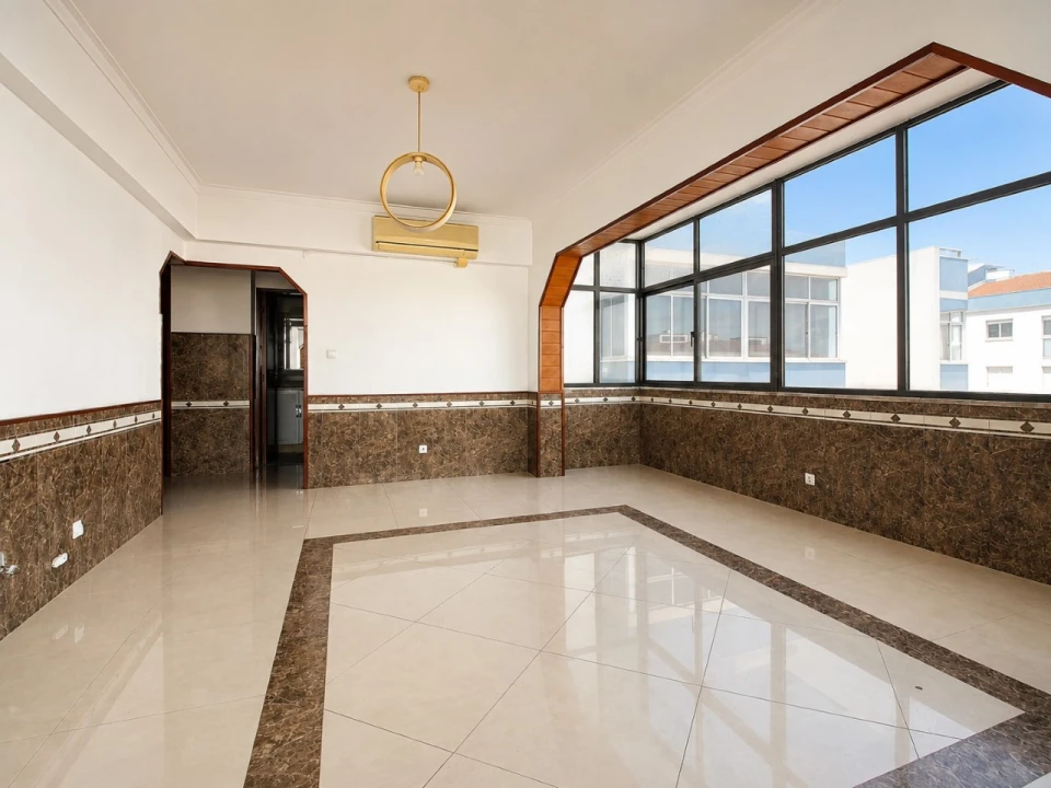 Apartamento T3 para Venda em Seixal, Arrentela e Aldeia de Paio Pires Foto 2
