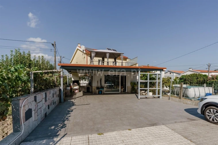 Moradia T3 para Venda em Covilhã e Canhoso Foto 19