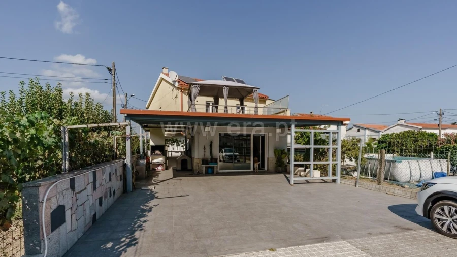 Moradia T3 para Venda em Covilhã e Canhoso