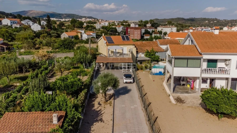 Moradia T3 para Venda em Covilhã e Canhoso