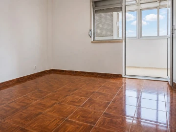 Apartamento T1 para Venda em Águas Livres