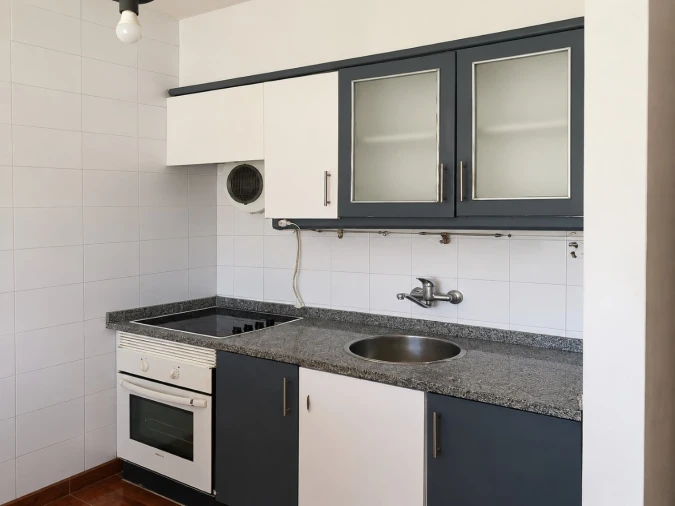 Apartamento T1 para Venda em Águas Livres Foto 3