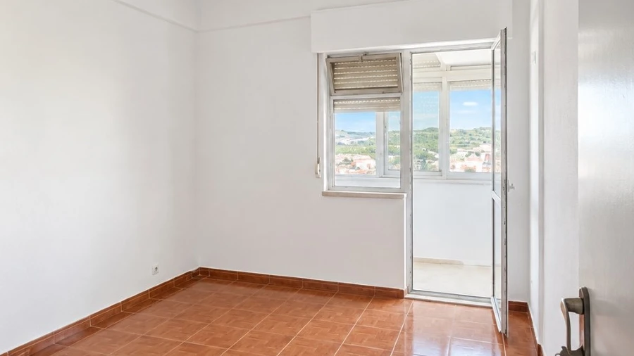Apartamento T1 para Venda em Águas Livres