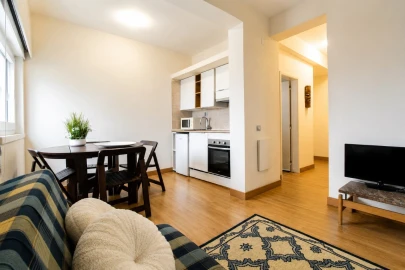 Apartamento T1 para Venda em Corroios