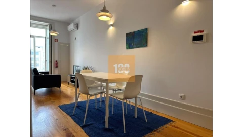 Apartamento para Venda em Cedofeita, Santo Ildefonso, Sé, Miragaia, São Nicolau e Vitória