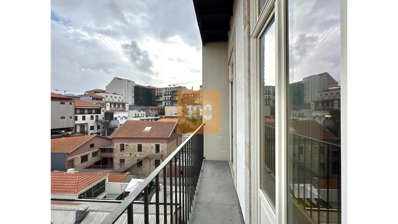 Apartamento para Venda em Cedofeita, Santo Ildefonso, Sé, Miragaia, São Nicolau e Vitória Foto 9