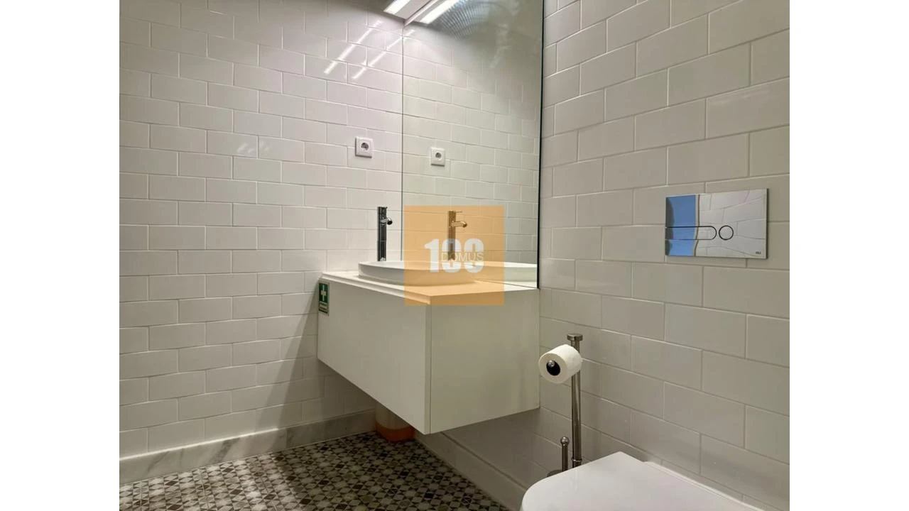 Apartamento para Venda em Cedofeita, Santo Ildefonso, Sé, Miragaia, São Nicolau e Vitória Foto 21
