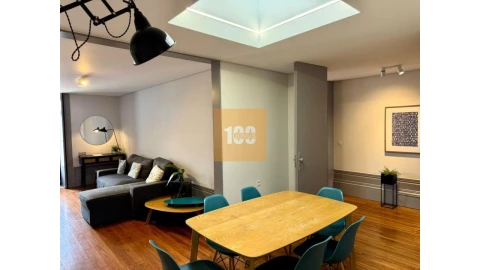 Apartamento T2 para Venda em Cedofeita, Santo Ildefonso, Sé, Miragaia, São Nicolau e Vitória