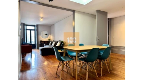 Apartamento T2 para Venda em Cedofeita, Santo Ildefonso, Sé, Miragaia, São Nicolau e Vitória