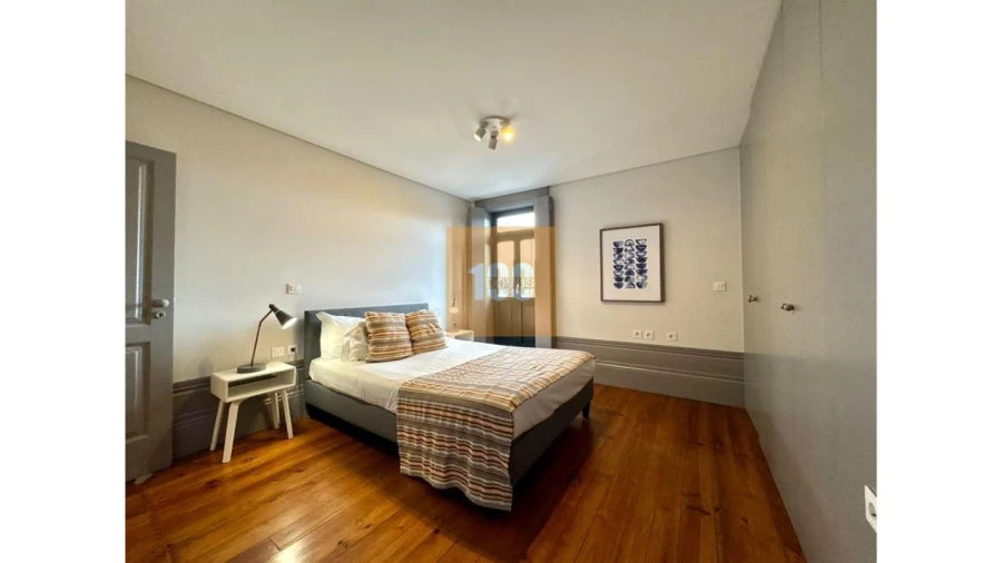 Apartamento T2 para Venda em Cedofeita, Santo Ildefonso, Sé, Miragaia, São Nicolau e Vitória Foto 16