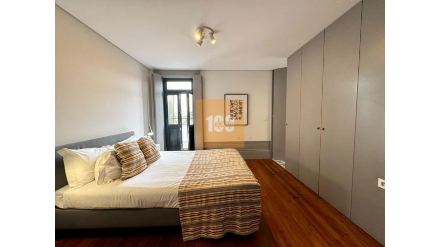 Apartamento T2 para Venda em Cedofeita, Santo Ildefonso, Sé, Miragaia, São Nicolau e Vitória Foto 23
