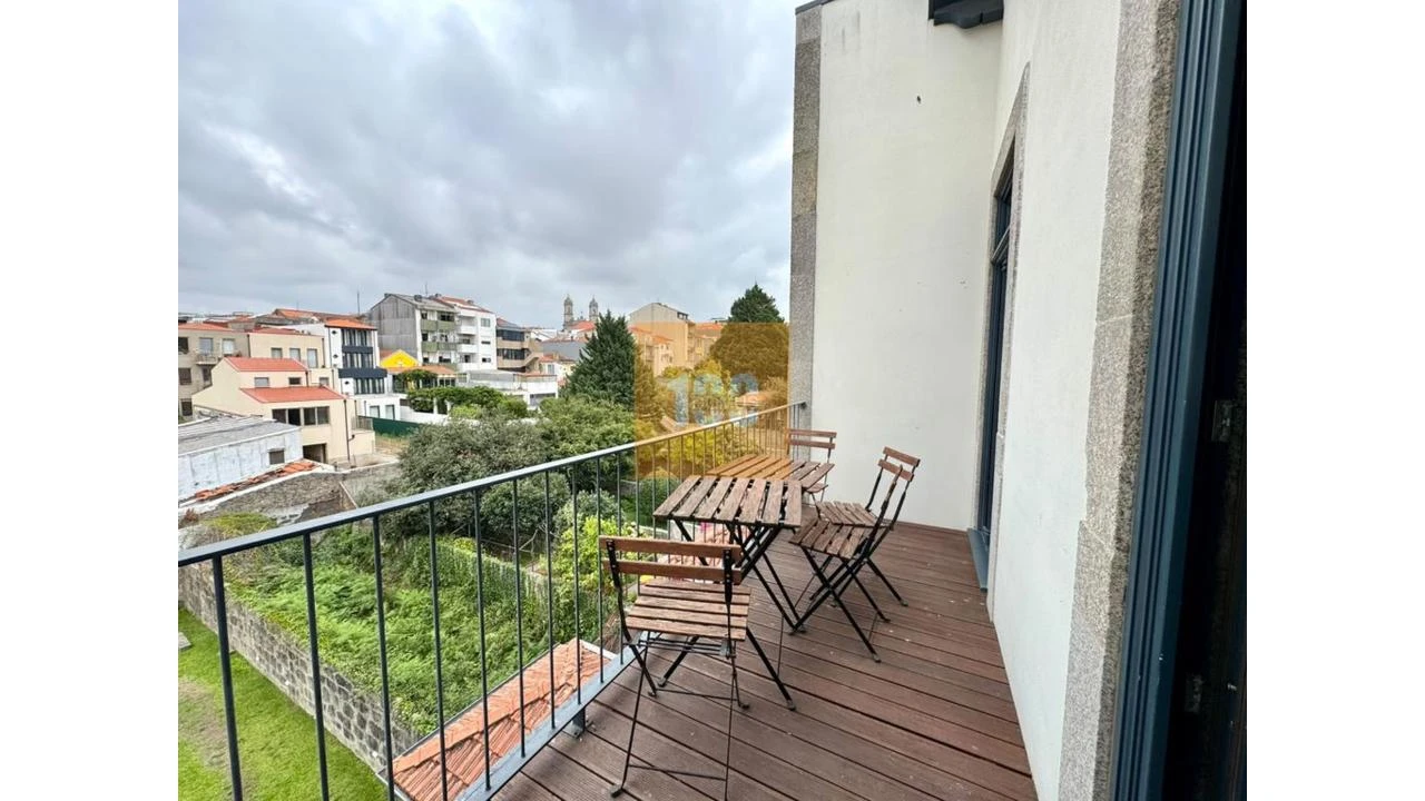 Apartamento T2 para Venda em Cedofeita, Santo Ildefonso, Sé, Miragaia, São Nicolau e Vitória Foto 21