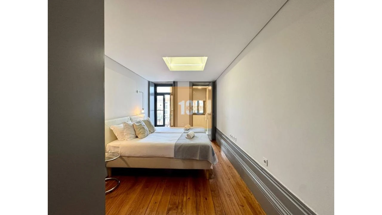 Apartamento T2 para Venda em Cedofeita, Santo Ildefonso, Sé, Miragaia, São Nicolau e Vitória Foto 32