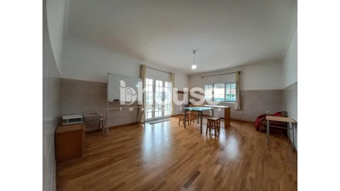 Moradia T5 para Venda em Valpaços e Sanfins