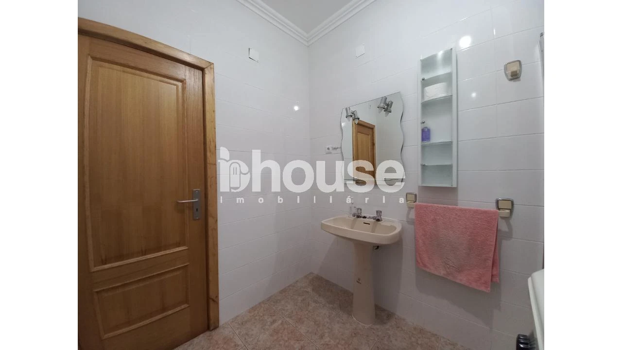 Moradia T5 para Venda em Valpaços e Sanfins Foto 13