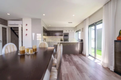 Apartamento T3 para Venda em Loule (São Clemente)